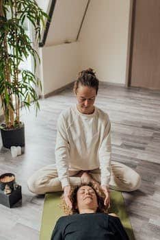 Syndrome de l'imposteur chez les magnétiseurs et énergéticiens : que faut-il savoir ?